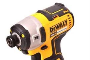 Dewalt DCF887P2-QW DCF887P2-QW-Atornillador Impacto sin escobillas XR 18V 1/4" 205Nm con 2 baterías Li-Ion 5,0Ah con maletín TSTAK, 400 W, 18 V, Negro Y Amarillo