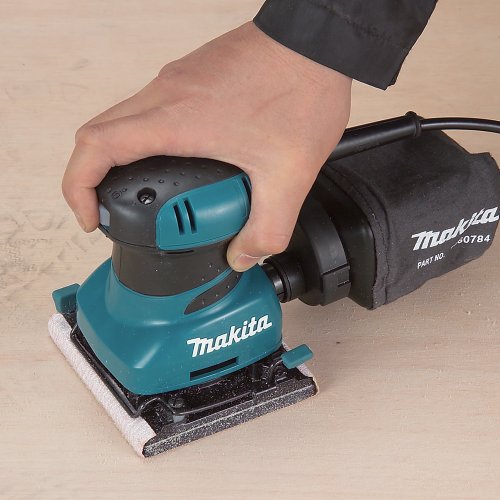 Makita BO4556K Lijadora Orbital 112X102Mm, 200 W, 230 V, Multicolor